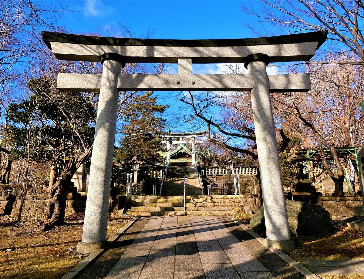 Muroran Hachimangu Shrine & Steel Town Cultural Walk