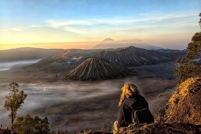 Private Mount Bromo Sunrise & Photographer — Full Day
