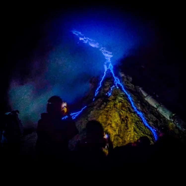 Ijen Crater Blue Fire & Turquoise Lake — Private Overnight