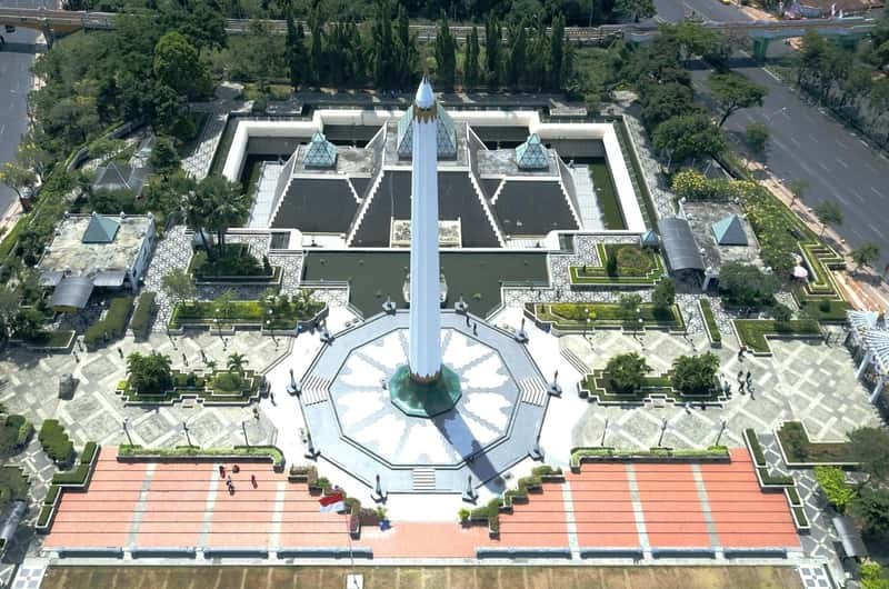 Surabaya Historiculture: Heritage, Mosque & Colonial Quarter — Private