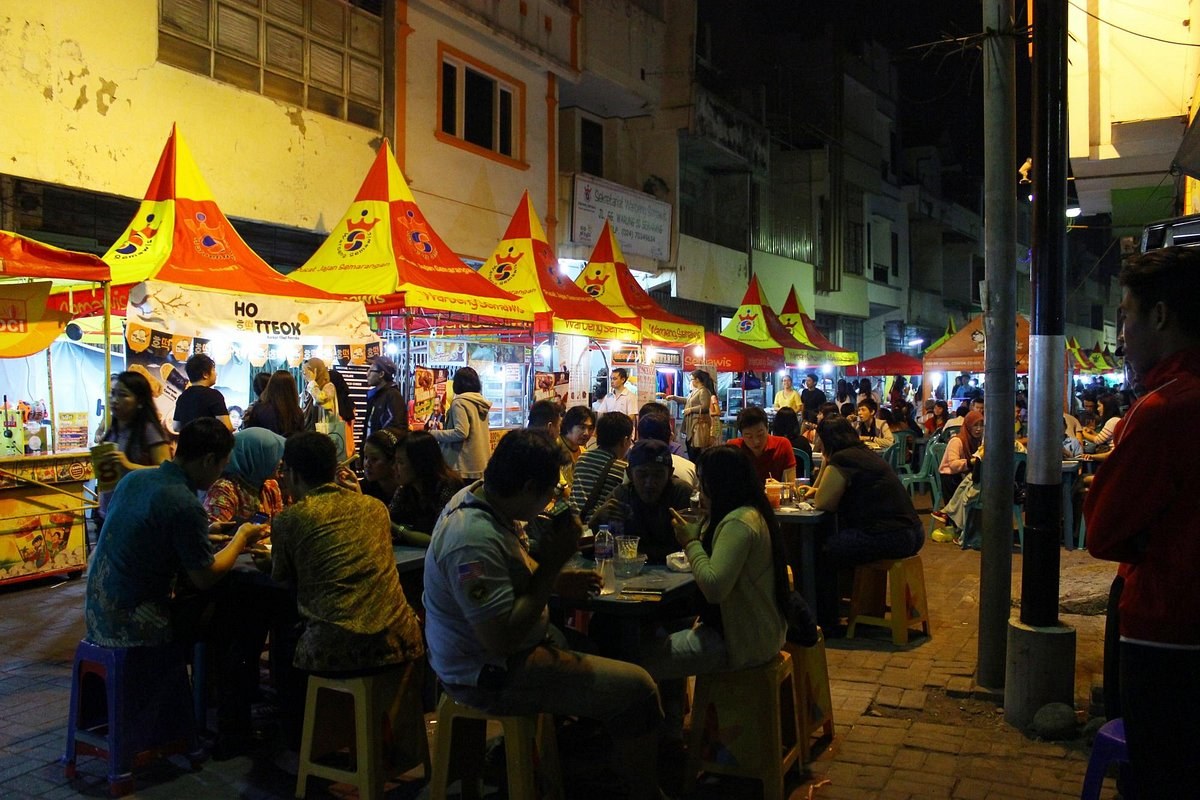Semawis Night Market & Peranakan Heritage: Semarang's After-Dark Soul
