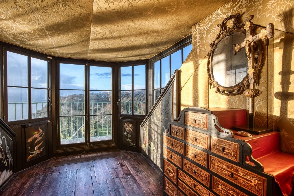 Hauteville House: Victor Hugo's Extraordinary Guernsey Exile