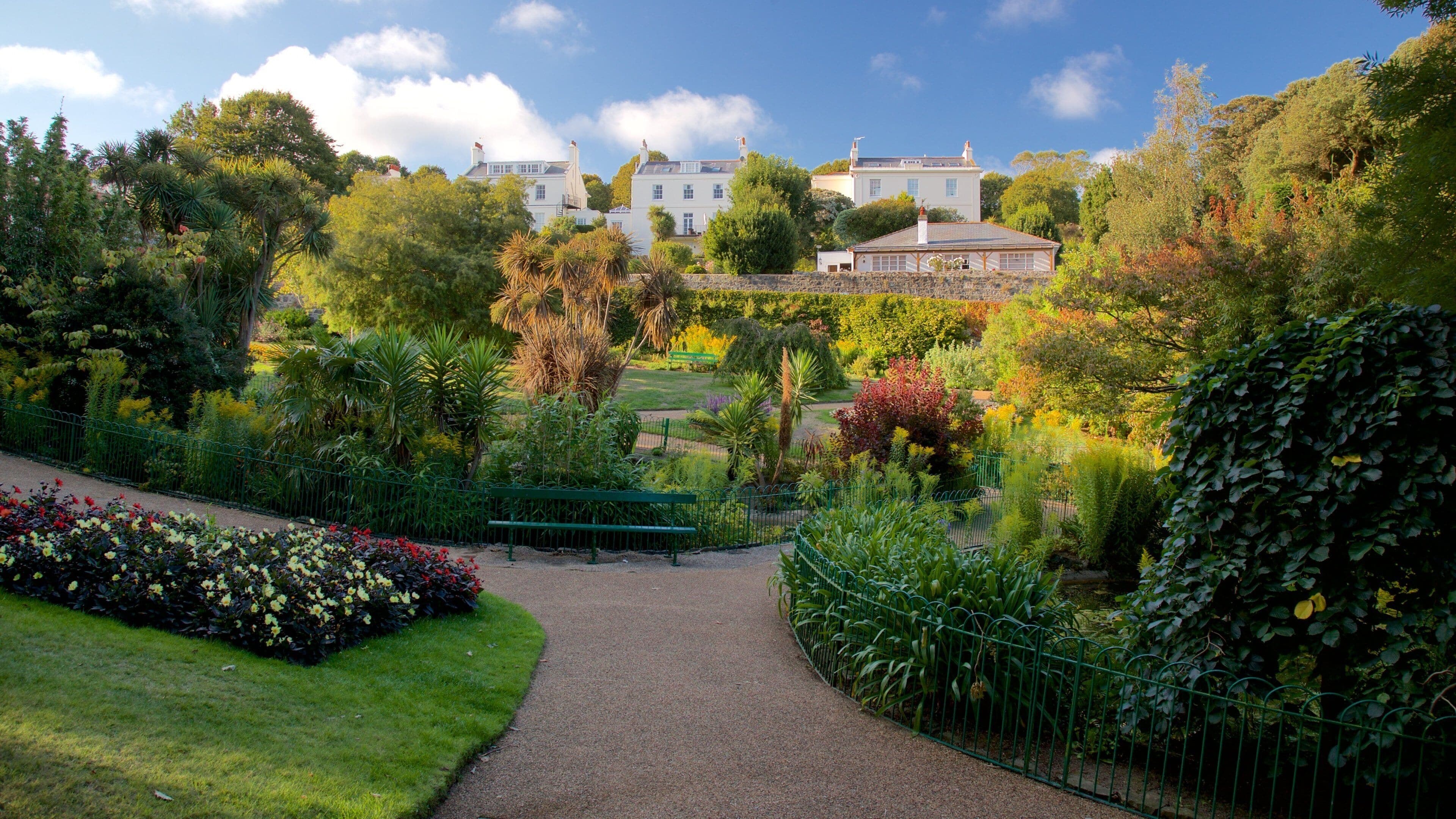 Candie Gardens & Guernsey Museum: A Leisurely Art & Garden Afternoon