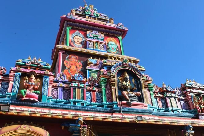 Temple Tamoul Shri Maha Badra Karli & Creole Saint-Denis Culture Walk