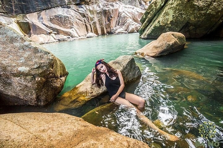 Ba Ho Waterfall: Private Jungle Trek & Natural Pool Swim