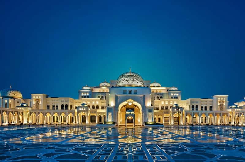 Qasr Al Watan: Presidential Palace Private Tour & Light Show