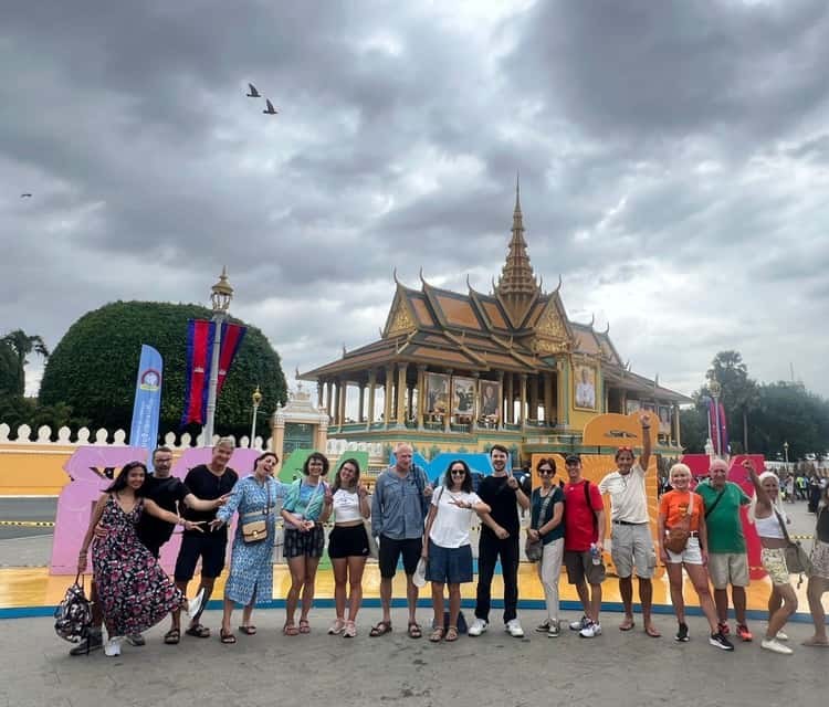 Killing Fields & S-21: Private Expert-Led Dark History Tour