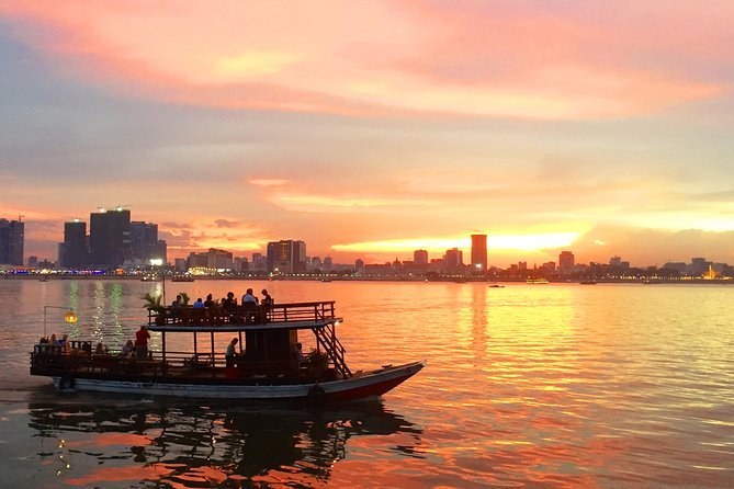 Mekong Sunset Cruise: Private Luxury Boat on the Four Faces