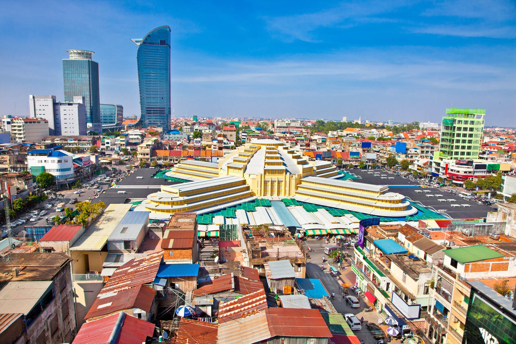 Central Market (Phsar Thmei) Private Culinary & Craft Immersion