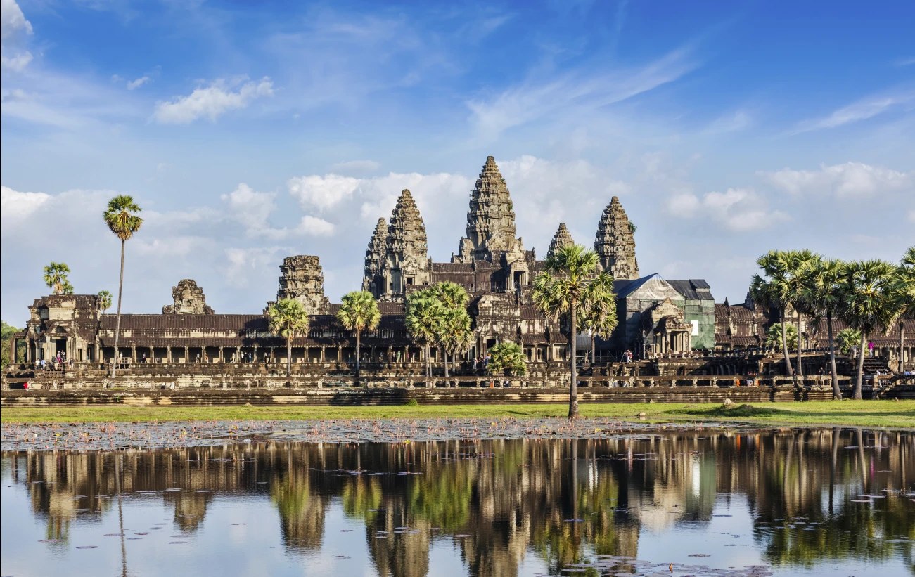Angkor Ban Village: Monks, Markets & Khmer Life