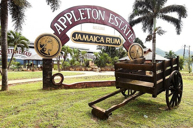 Appleton Estate Rum Tour: Jamaica's Oldest Distillery