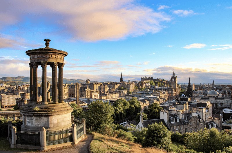 Edinburgh Old Town & Calton Hill: Panoramic Private Half-Day
