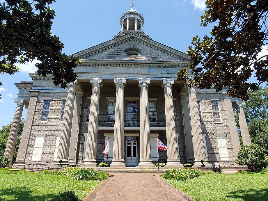Old Court House Museum: Vicksburg's Crown Jewel of Civil War Artifacts