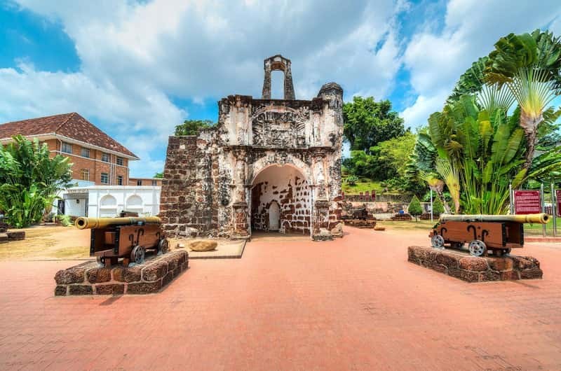 A Famosa Fort, St Paul's Hill & Melaka Sultanate Palace Private Tour