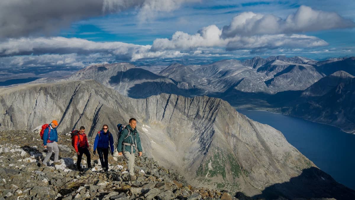 Mealy Mountains Wilderness Hike: Sub-Arctic Tundra & Caribou Range