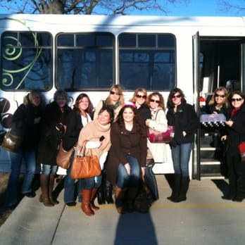 Vines 2 Wines Excursions: Missouri Wine Country Private Tour