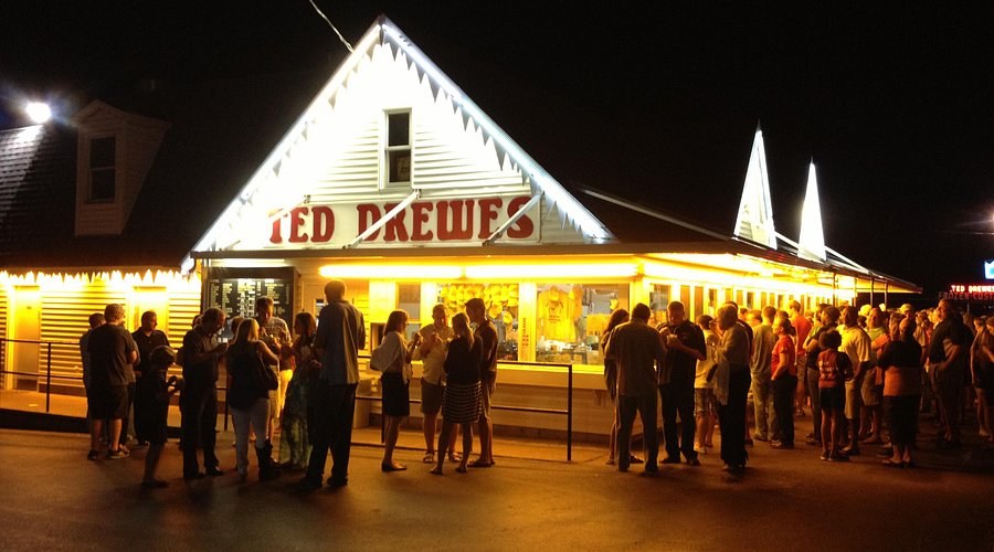 Ted Drewes Frozen Custard + Route 66 Foodie Drive