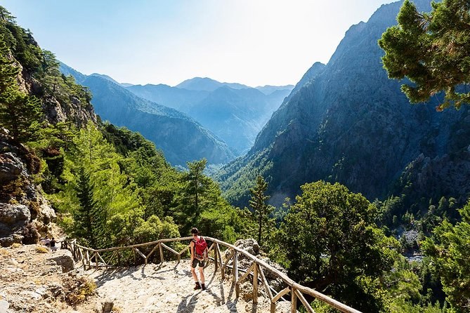 Samaria Gorge: Epic Full-Day Guided Trek