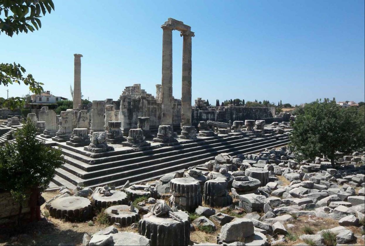 Priene, Miletus & Didyma: the three lost cities of Ionia and the Oracle of Apollo