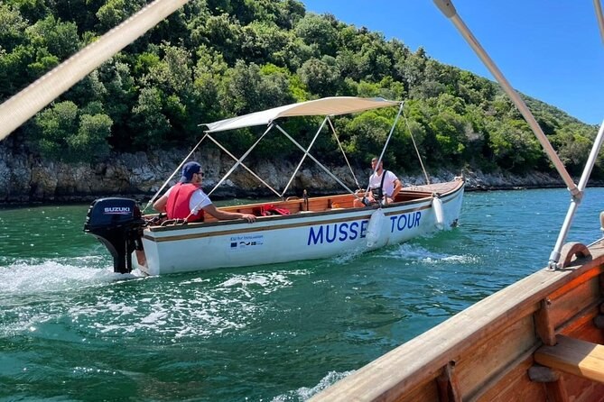 Ksamil Mussel Sailing Tour with Fresh Seafood & Local Drinks