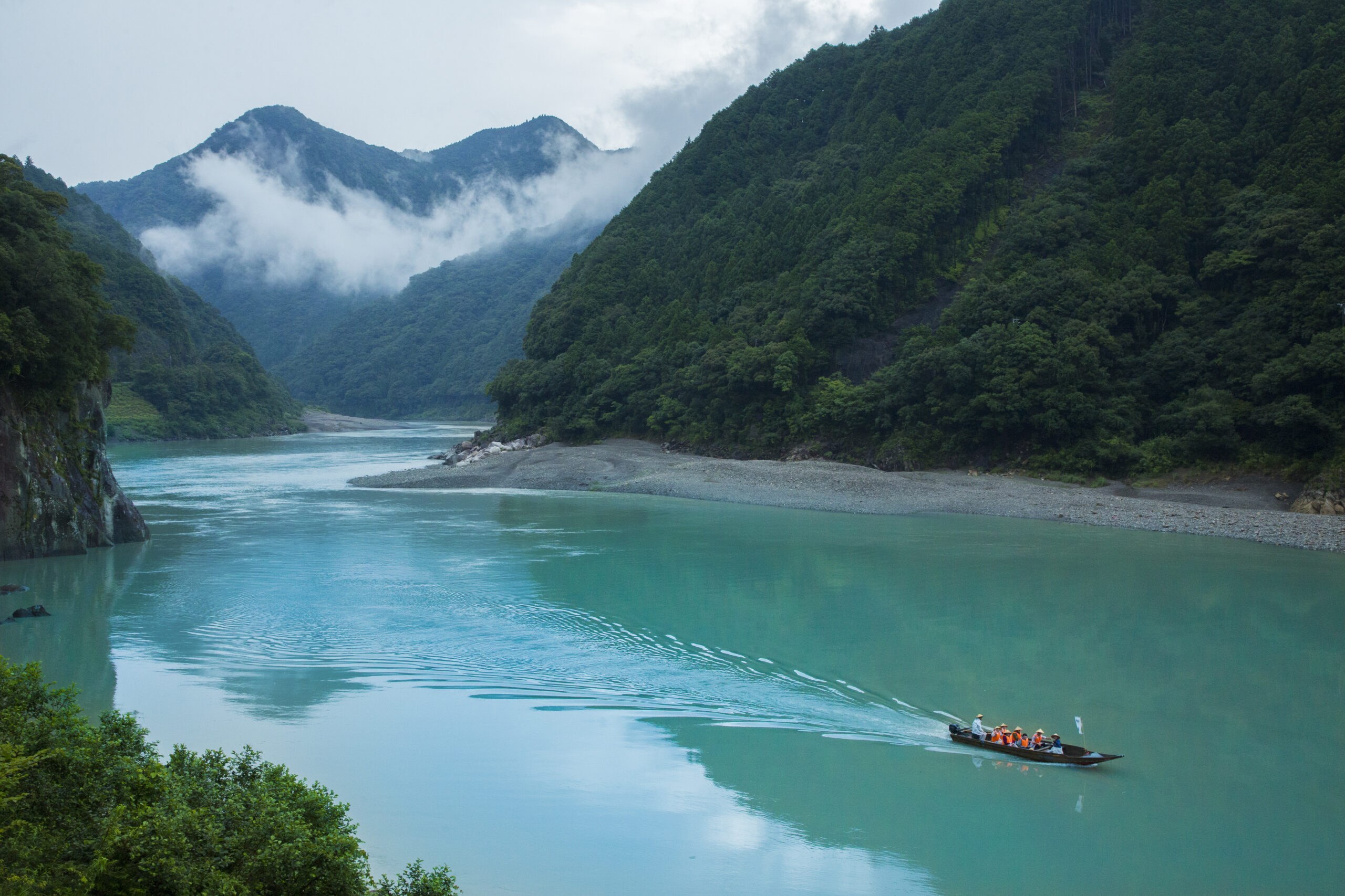 Kumano River: Traditional Wooden Boat Journey