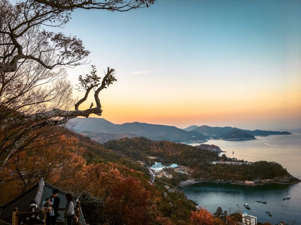 Hyangiram Hermitage: Cliffside Sea Temple at Sunrise