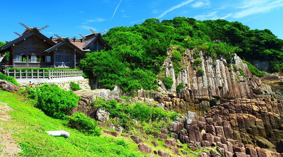 Omi Shrine & Ancient Miyazaki: Private Cultural Walking Tour