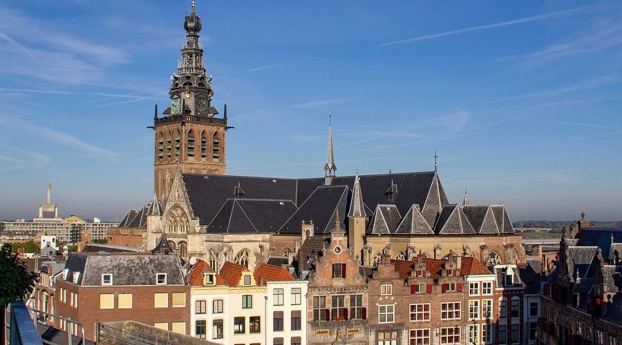 Stevenskerk: Gothic Masterpiece & Carillon Tower Climb