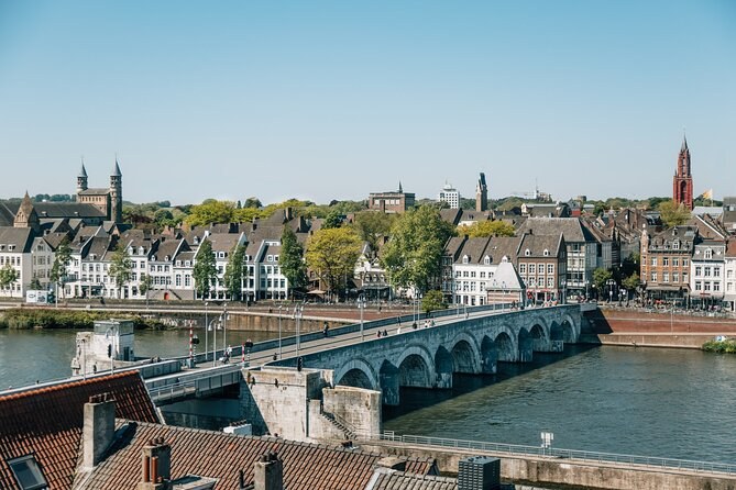 Maastricht Private City Highlights Tour with Official Guide