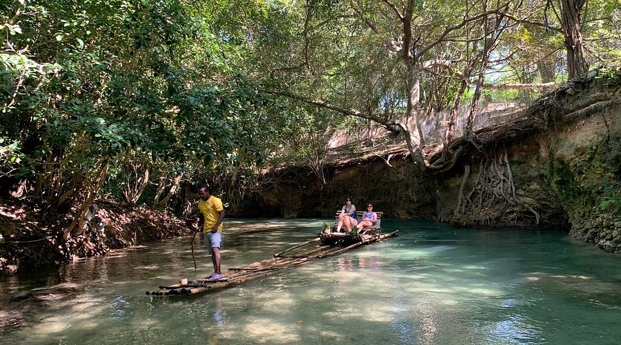 White River Valley: Private Bamboo Raft Float & Rum Bar