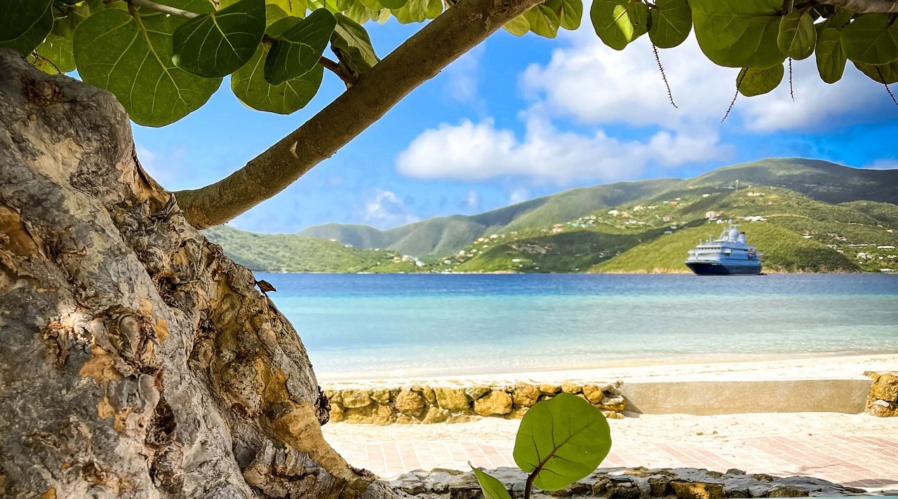 Prickly Pear Island: Private Snorkel Safari & Beach Club Lunch