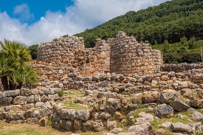 Nuraghe Palmavera & Alghero Old Town: Expert Archaeology Tour
