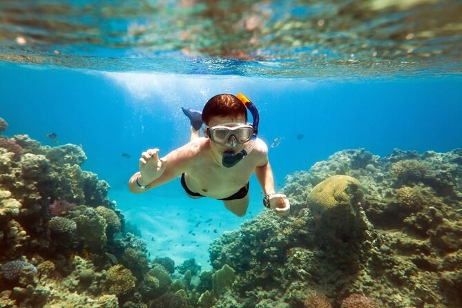 Private Acapulco Bay Catamaran Cruise with Snorkelling