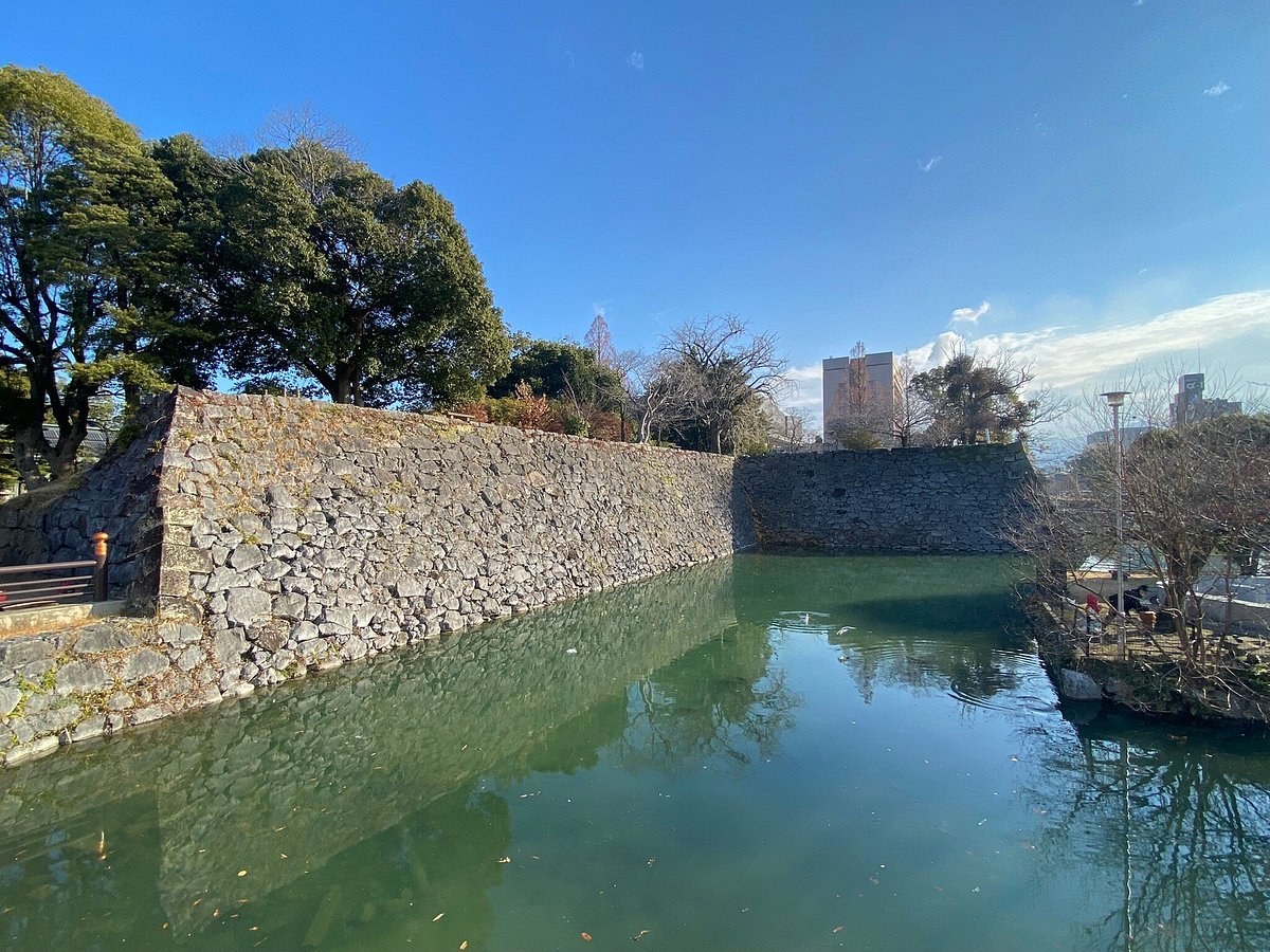 Yatsushiro Castle Ruins & Meiji-Era City Walk with Expert Local Guide