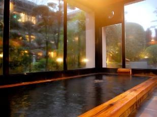 Hinagu Onsen Retreat: Private Riverside Ryokan Soak