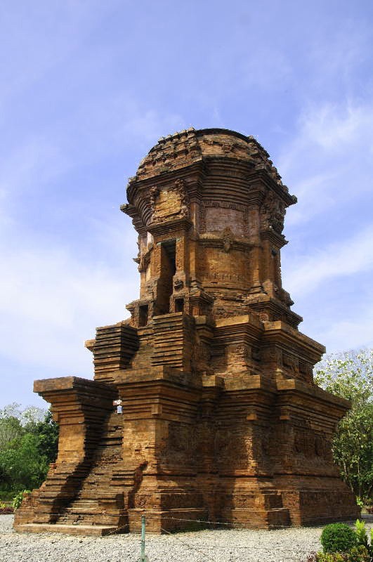 Candi Jabung: Java's Forgotten Majapahit Masterpiece