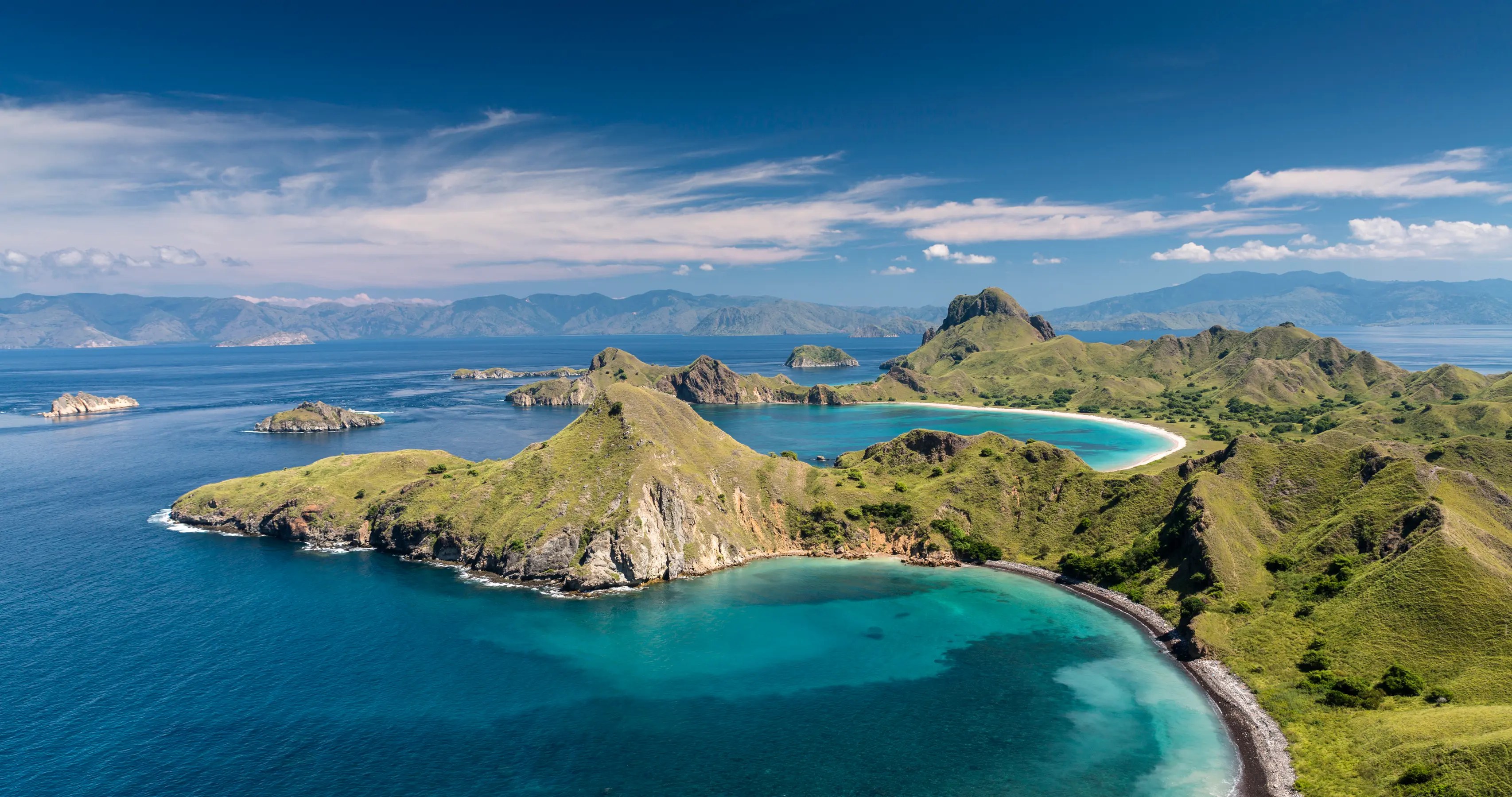 Rinca Island: Komodo Dragon Safari with Park Ranger