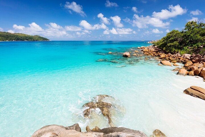Praslin & La Digue Island-Hopping Day with Creole Lunch