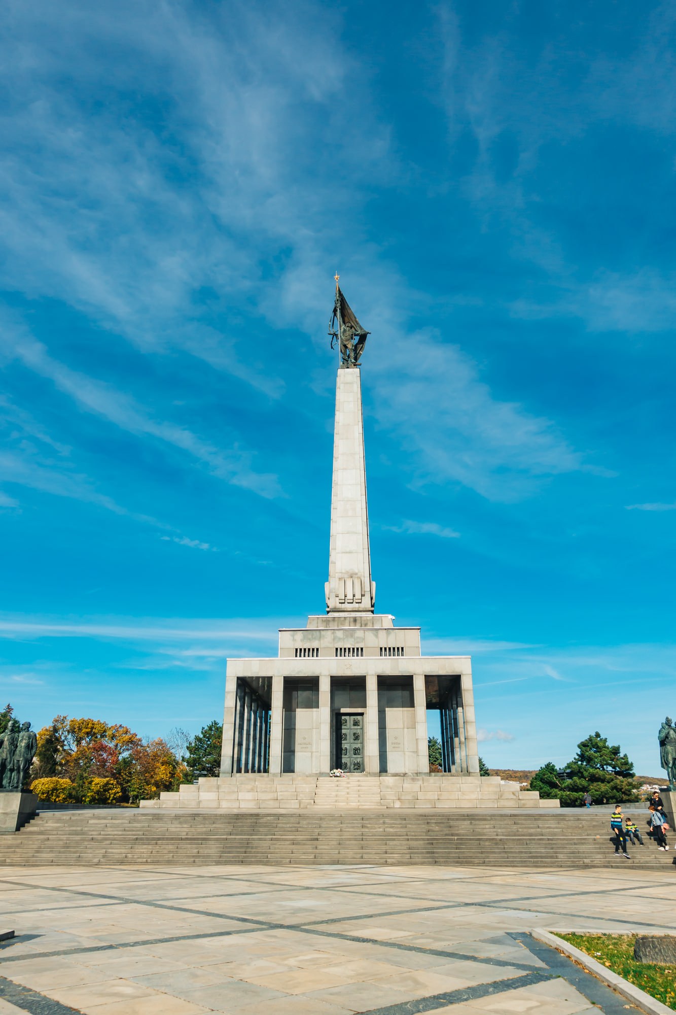 Post-Communist Bratislava in a vintage Škoda — Petržalka, Slavín and the Iron Curtain