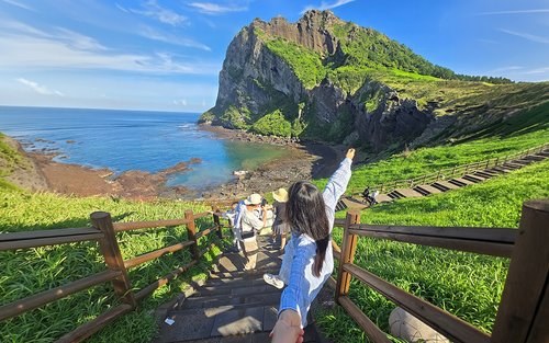 Seongsan Ilchulbong: UNESCO Sunrise Peak Private Climb