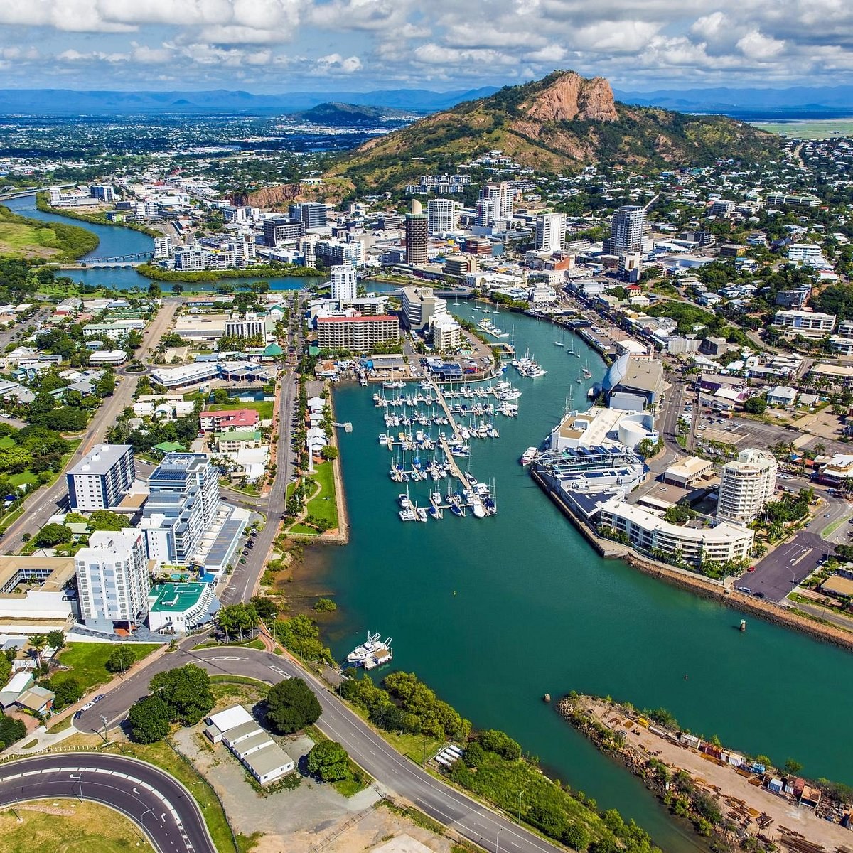 Castle Hill Summit Guided Hike & Panoramic Townsville Vista