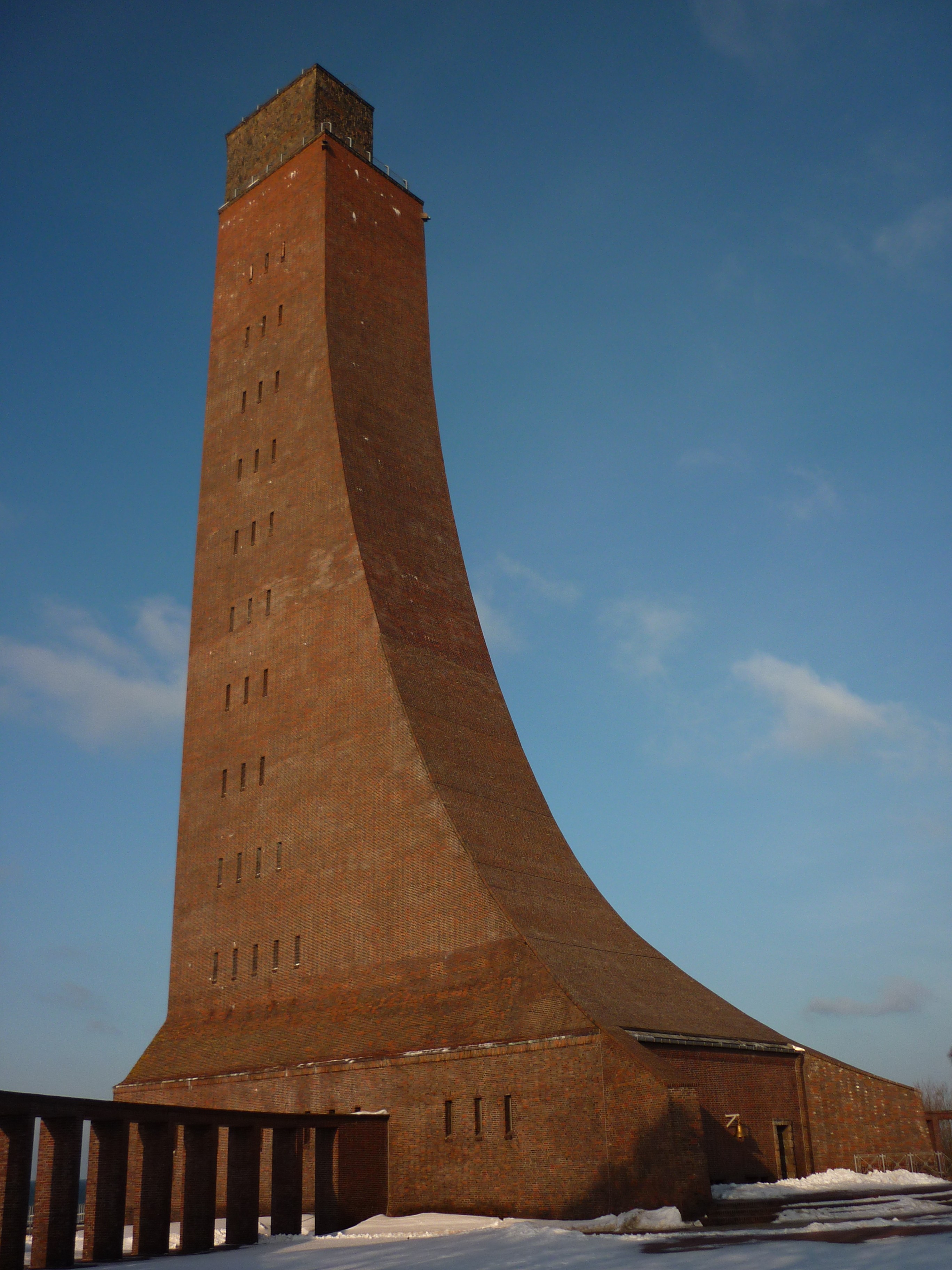 Laboe Naval Memorial & U-995 Submarine: Germany's Maritime Requiem