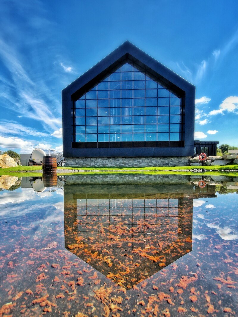 Ardara Distillery: Premium Whiskey & Tweed Village Immersion