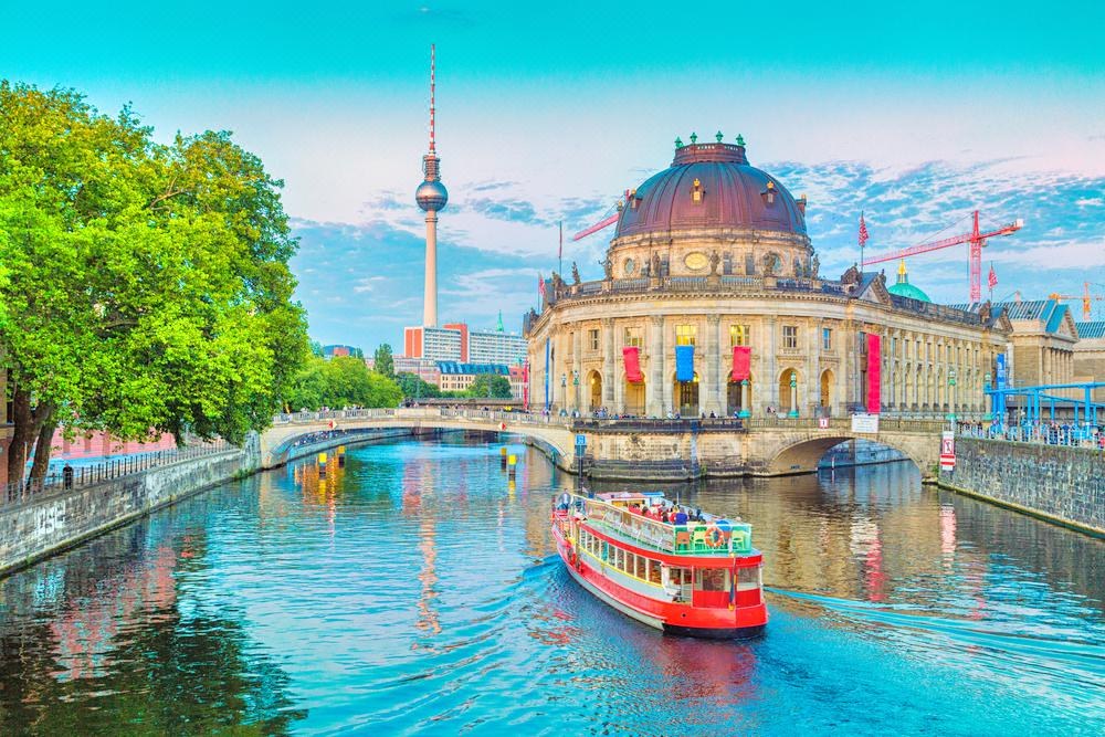 Museum Island: Private Curator-Led Tour of World Treasures