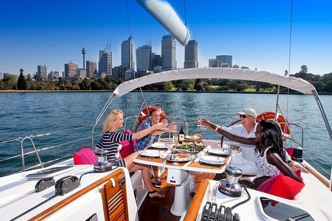 Sydney Harbour Private Sailing: Yacht Charter with Captain
