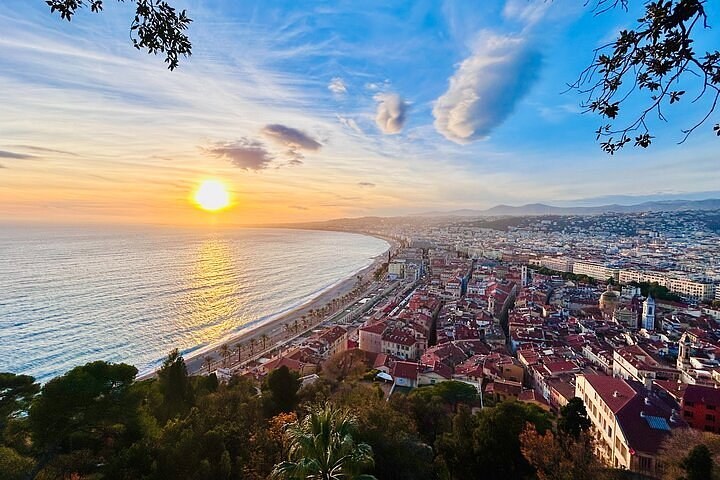 Vieux-Nice & Castle Hill: Private Expert Walking Immersion