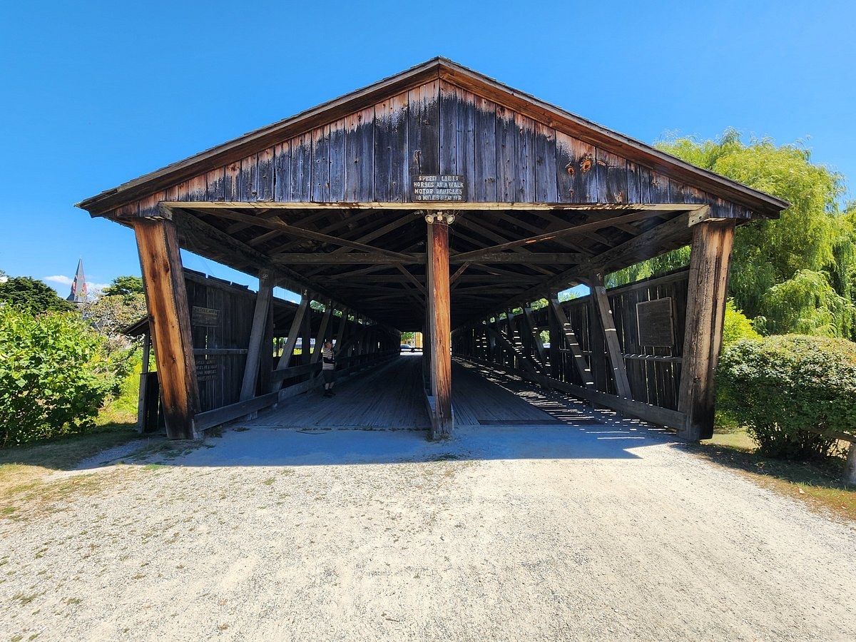 Shelburne Historic Loyalist District: Private Heritage Walking Tour