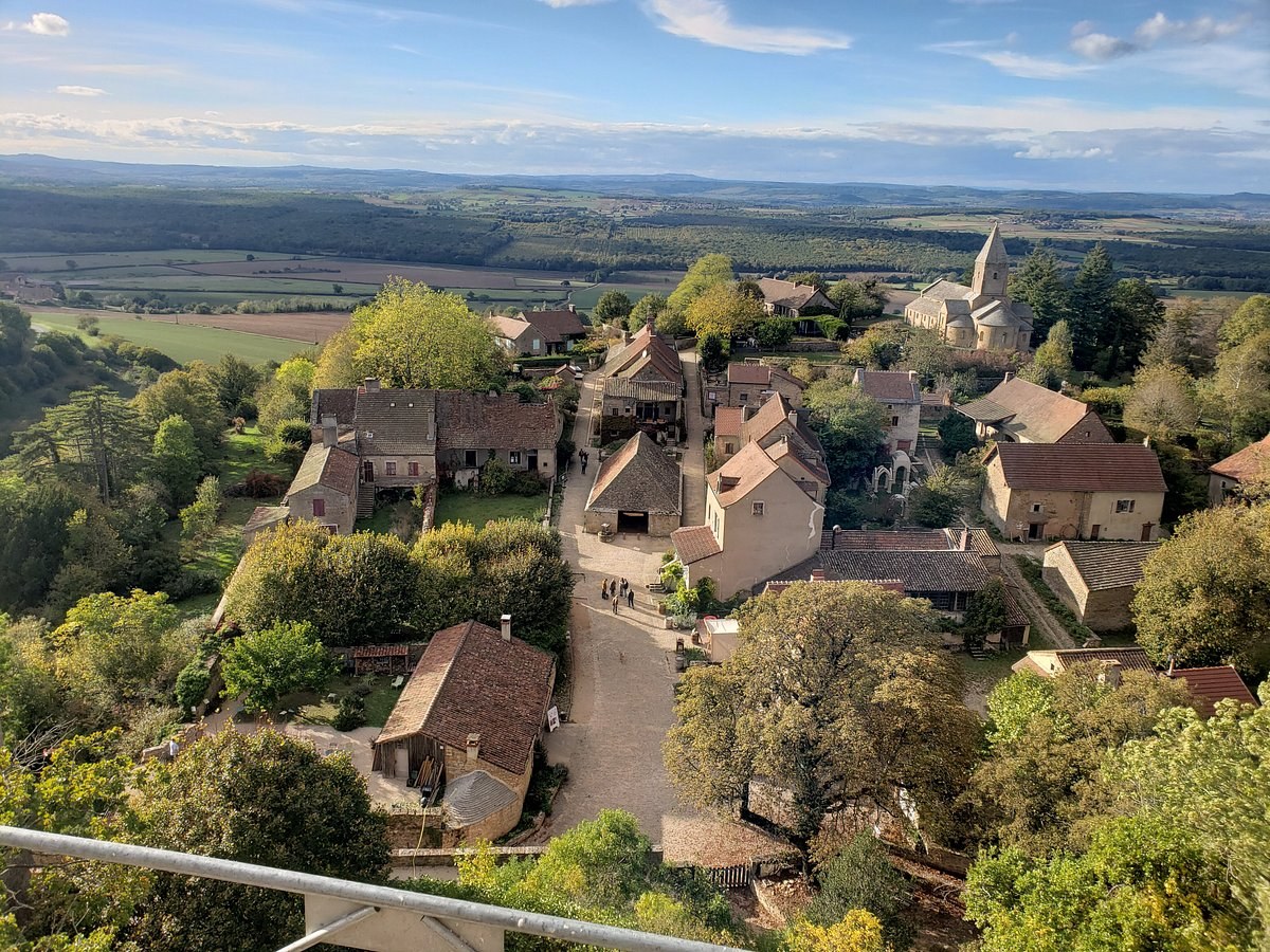 Brancion Castle & Medieval Village: Private Half-Day