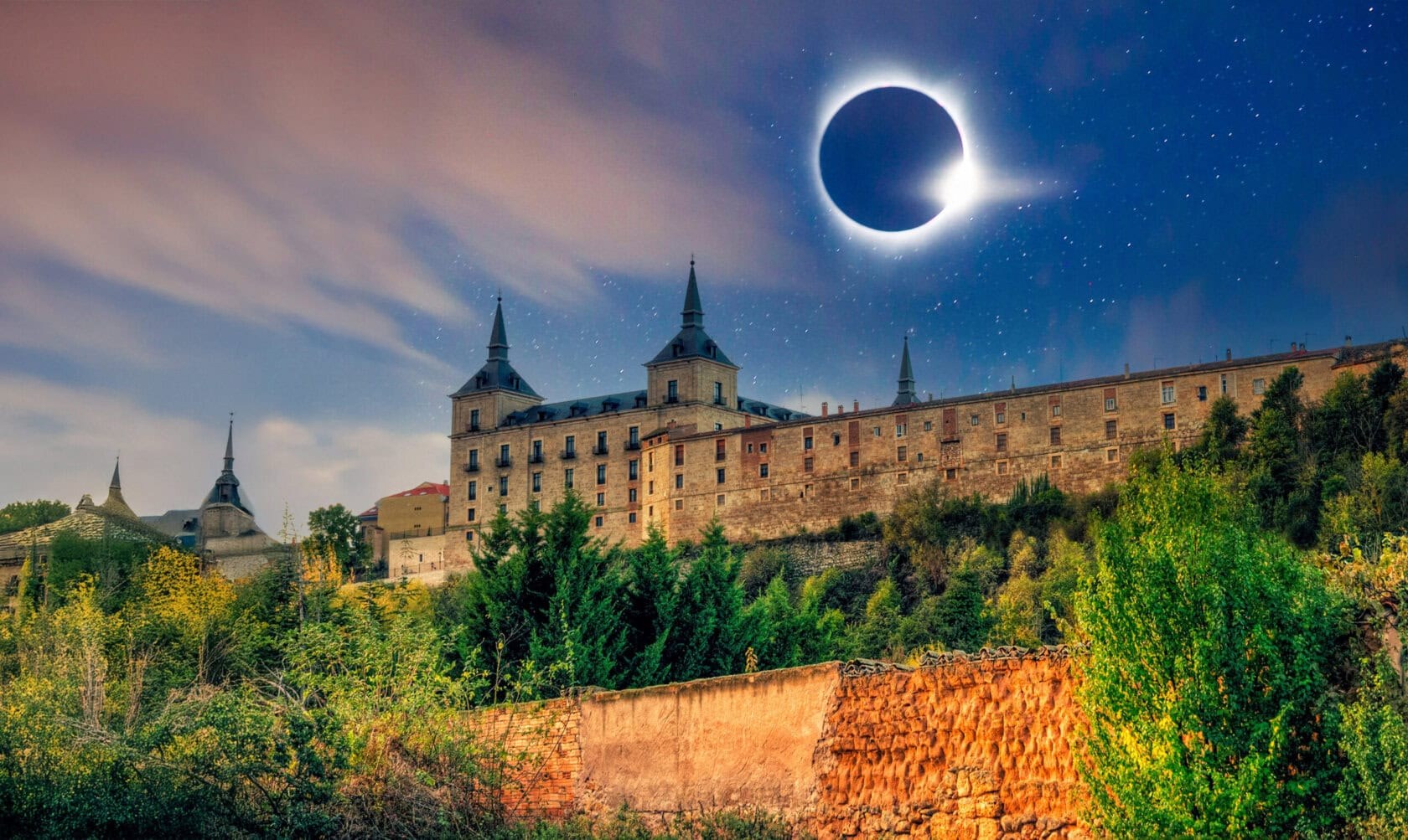 Eclipse Over Ancient Ruins: Exclusive Archaeo-Astronomy Tour