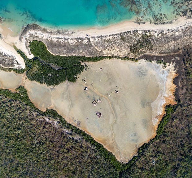 Kimberley Coast Expedition: Ancient Rock Art at Vansittart Bay